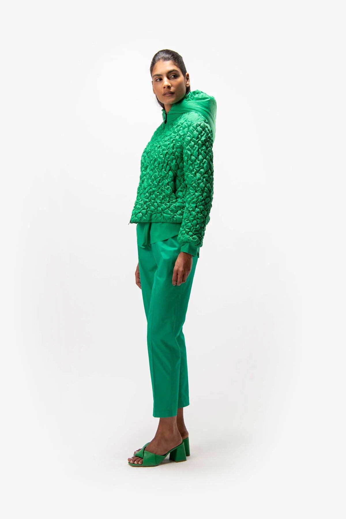 立体绗缝连帽夹克