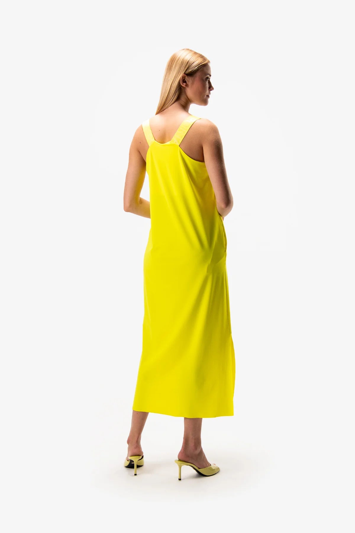 Sleeveless Dress with Round Neckline