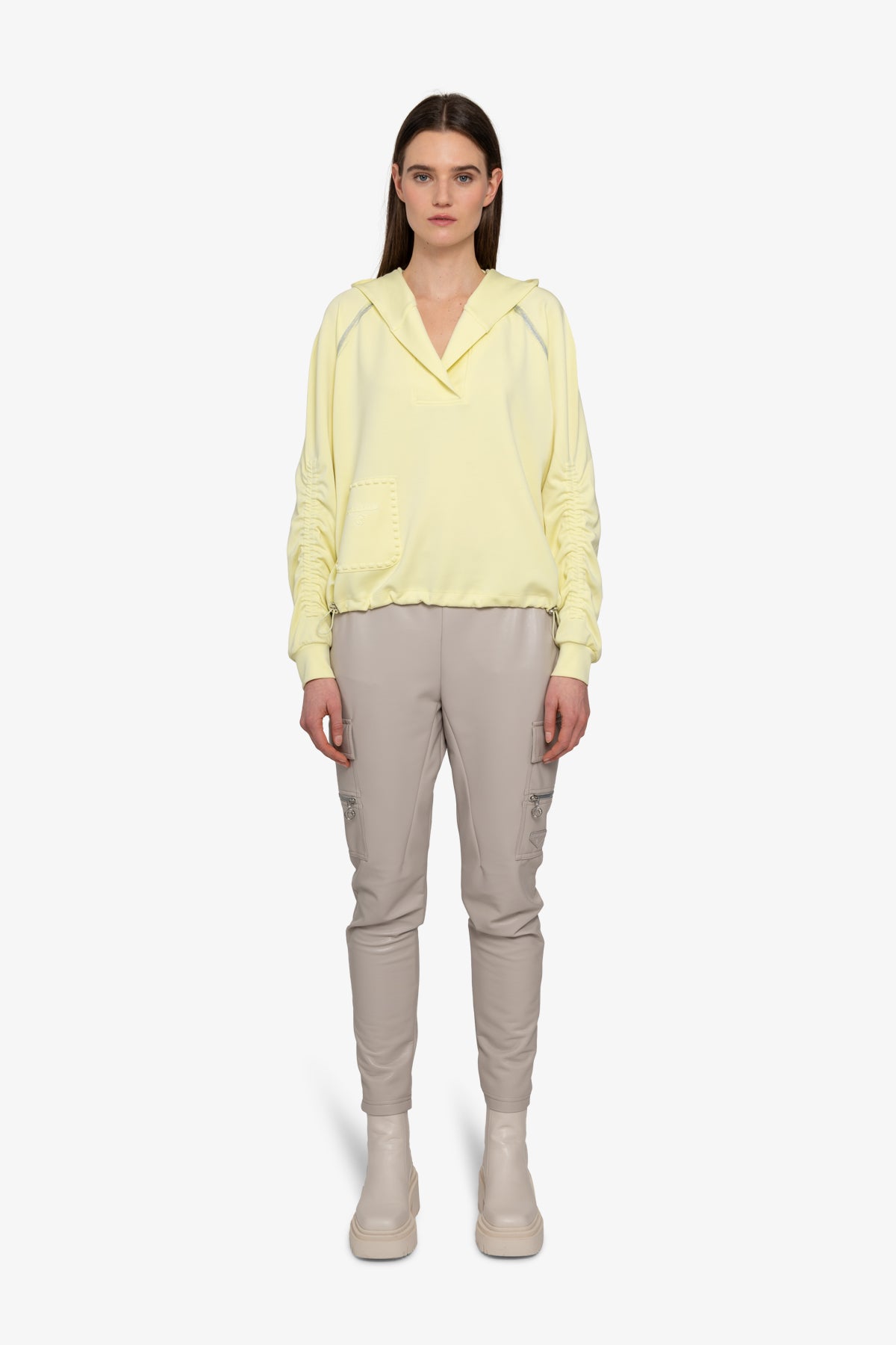 缩褶衣袖连帽休闲上衣