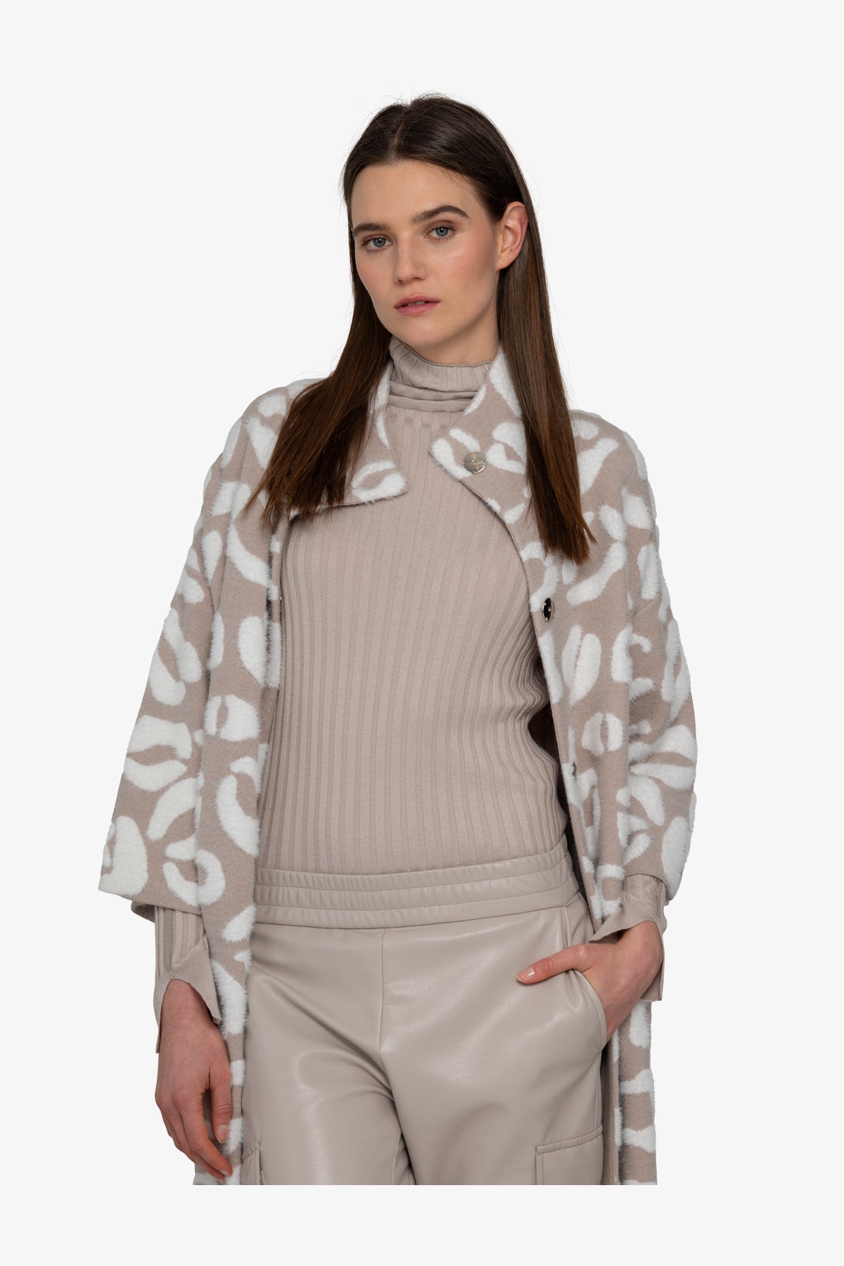 Knitted Coat with Stand-up Collar