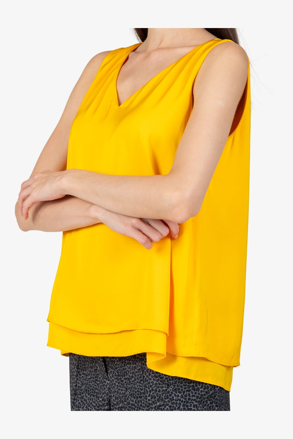 V领双层无袖上衣