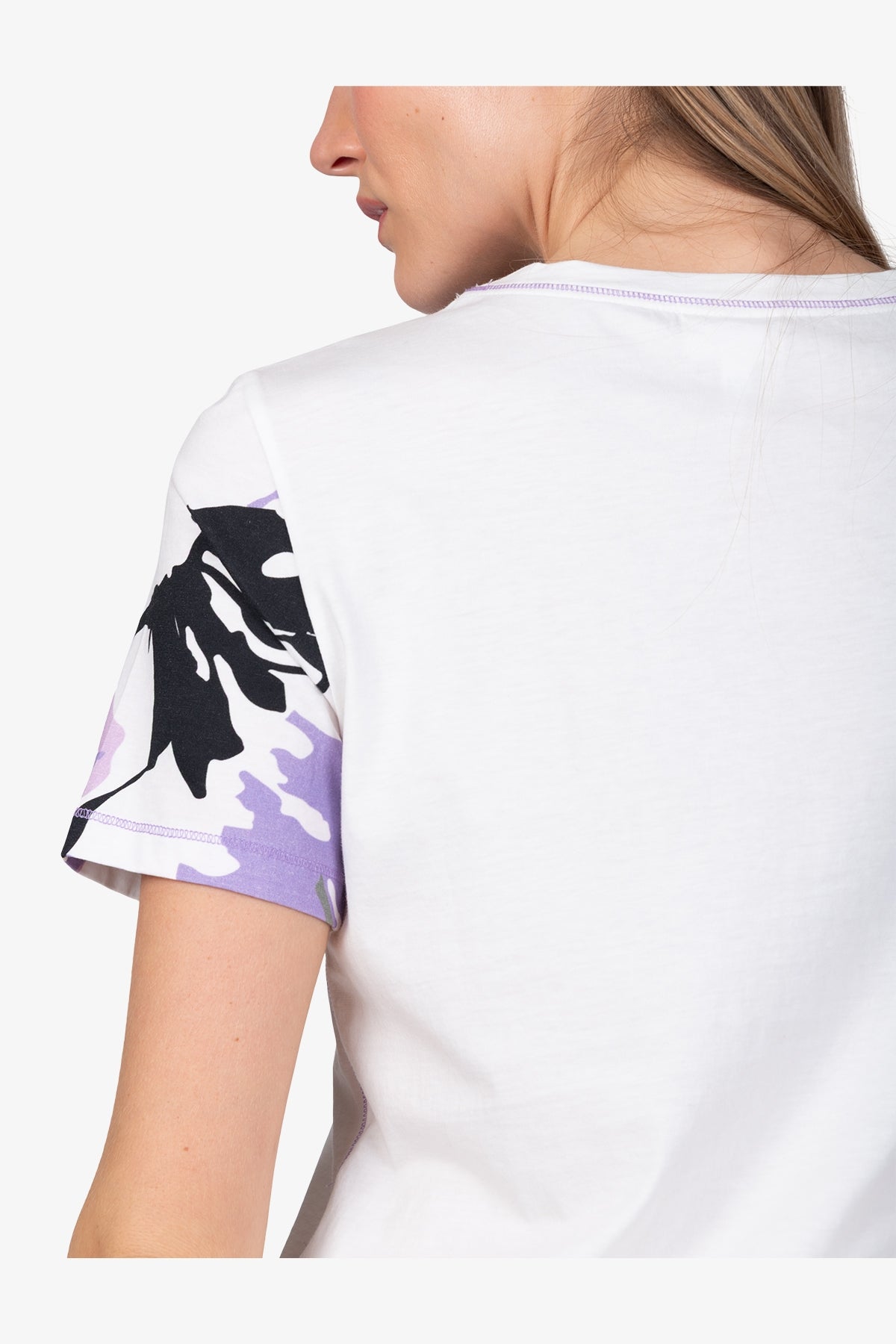 亮片珠飾花朵圖案T恤