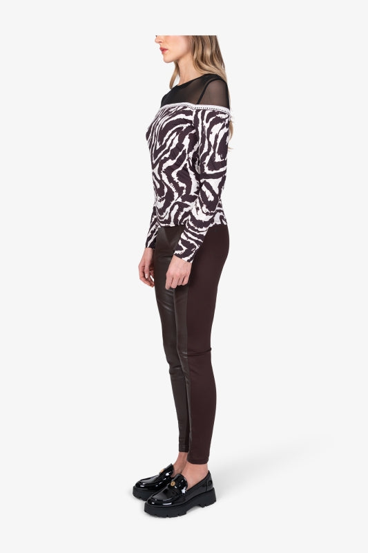 Long-sleeved Shirt with Mesh Fabric