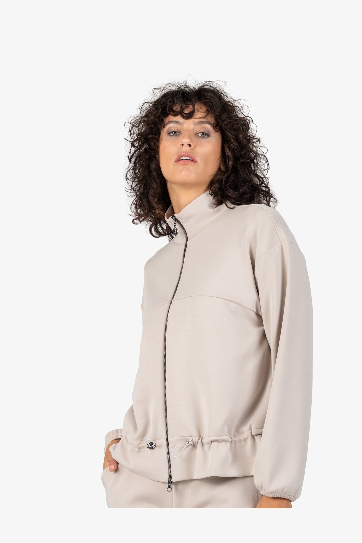 抽绳拉链立领夹克