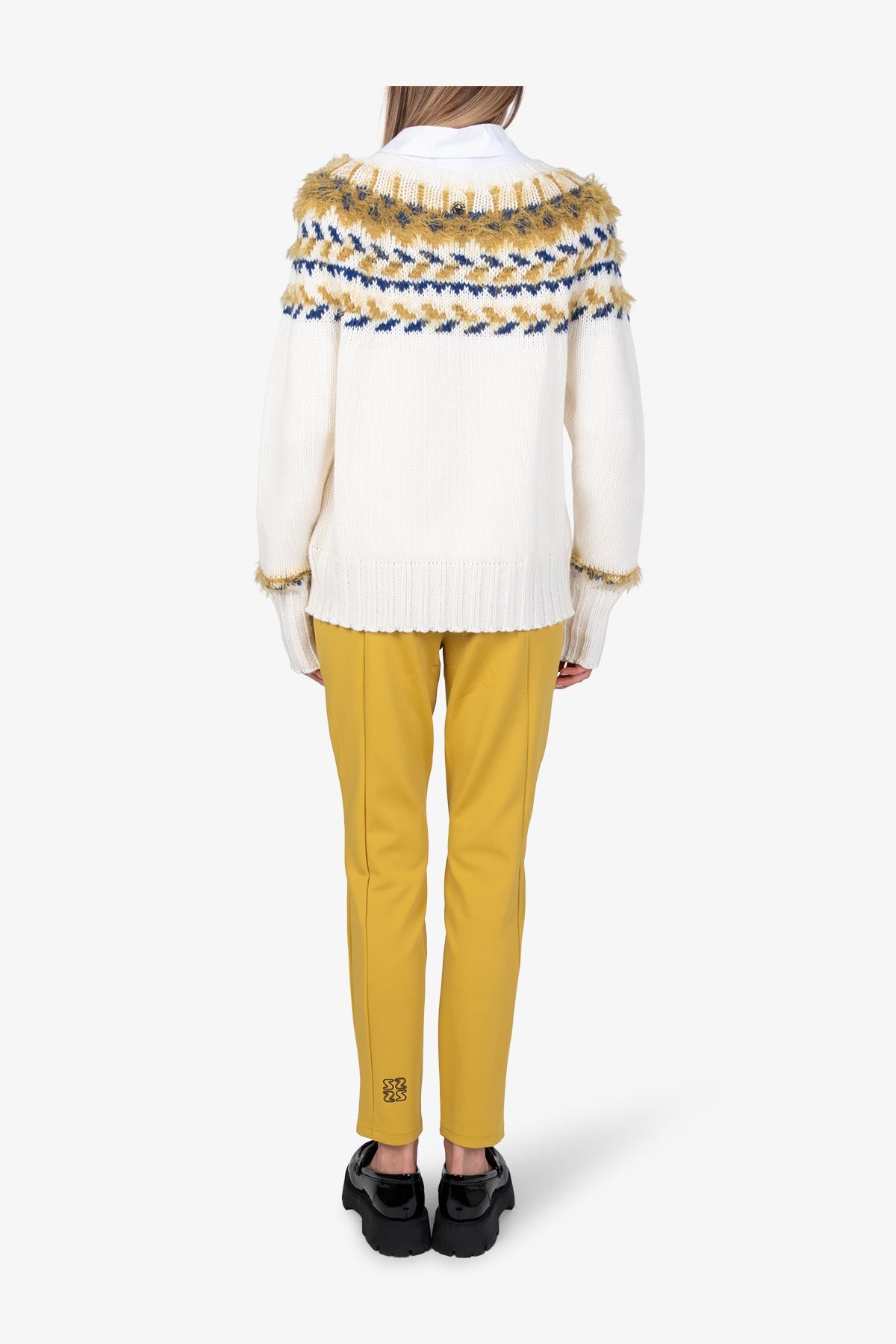 3D提花圖案圓領長袖針織套頭衫