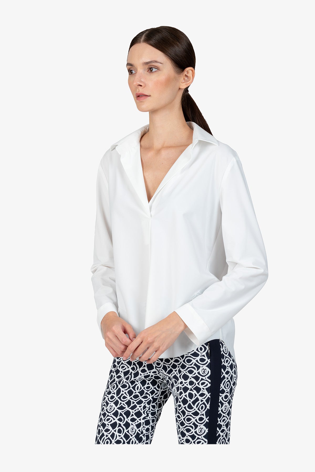 衬衫领套头衬衫