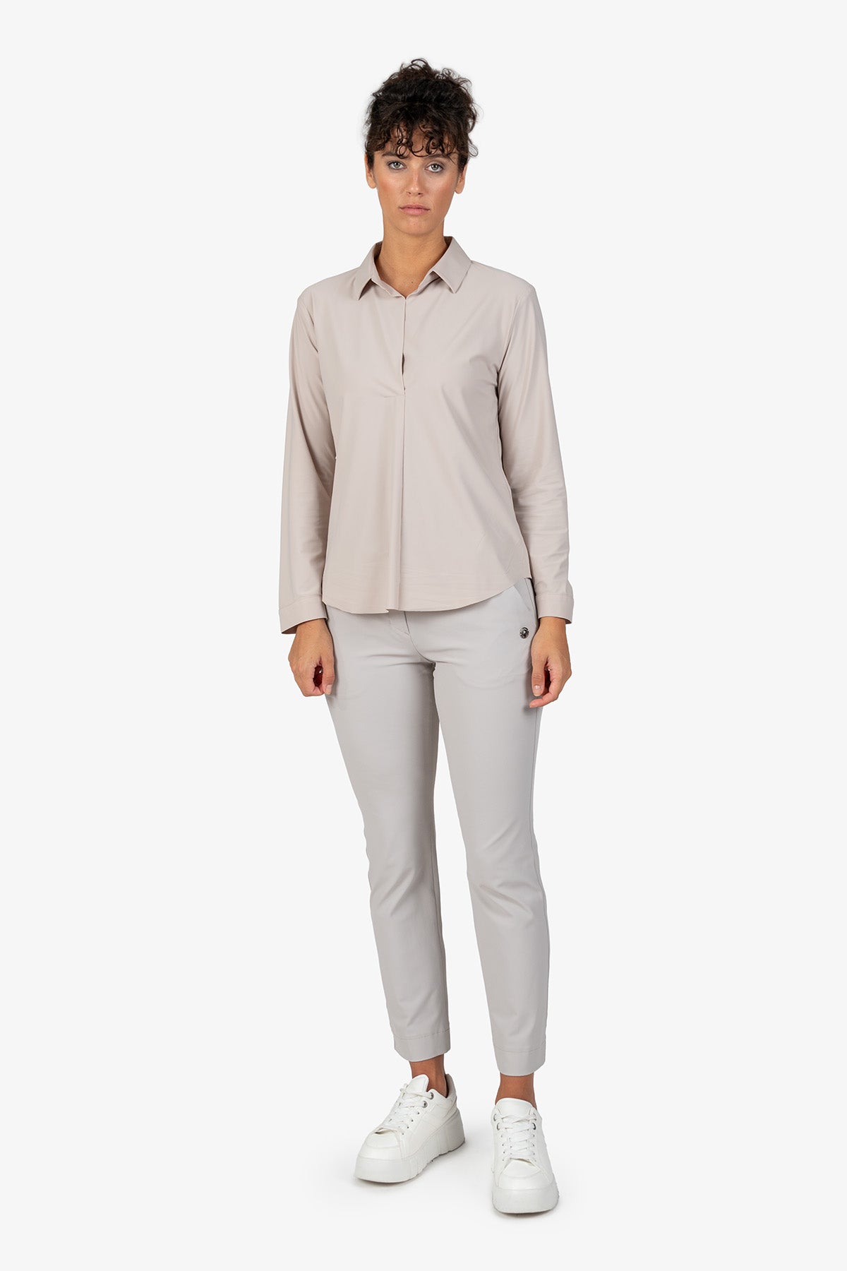 衬衫领套头衬衫