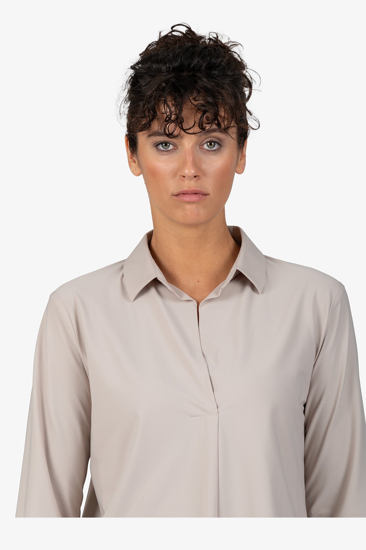 衬衫领套头衬衫