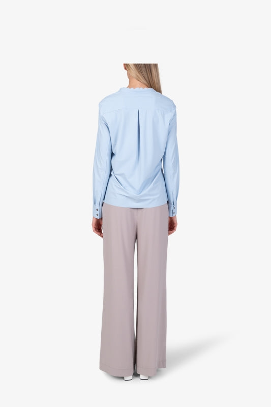 Sporty Slip-on Blouse with Stand-up Collar