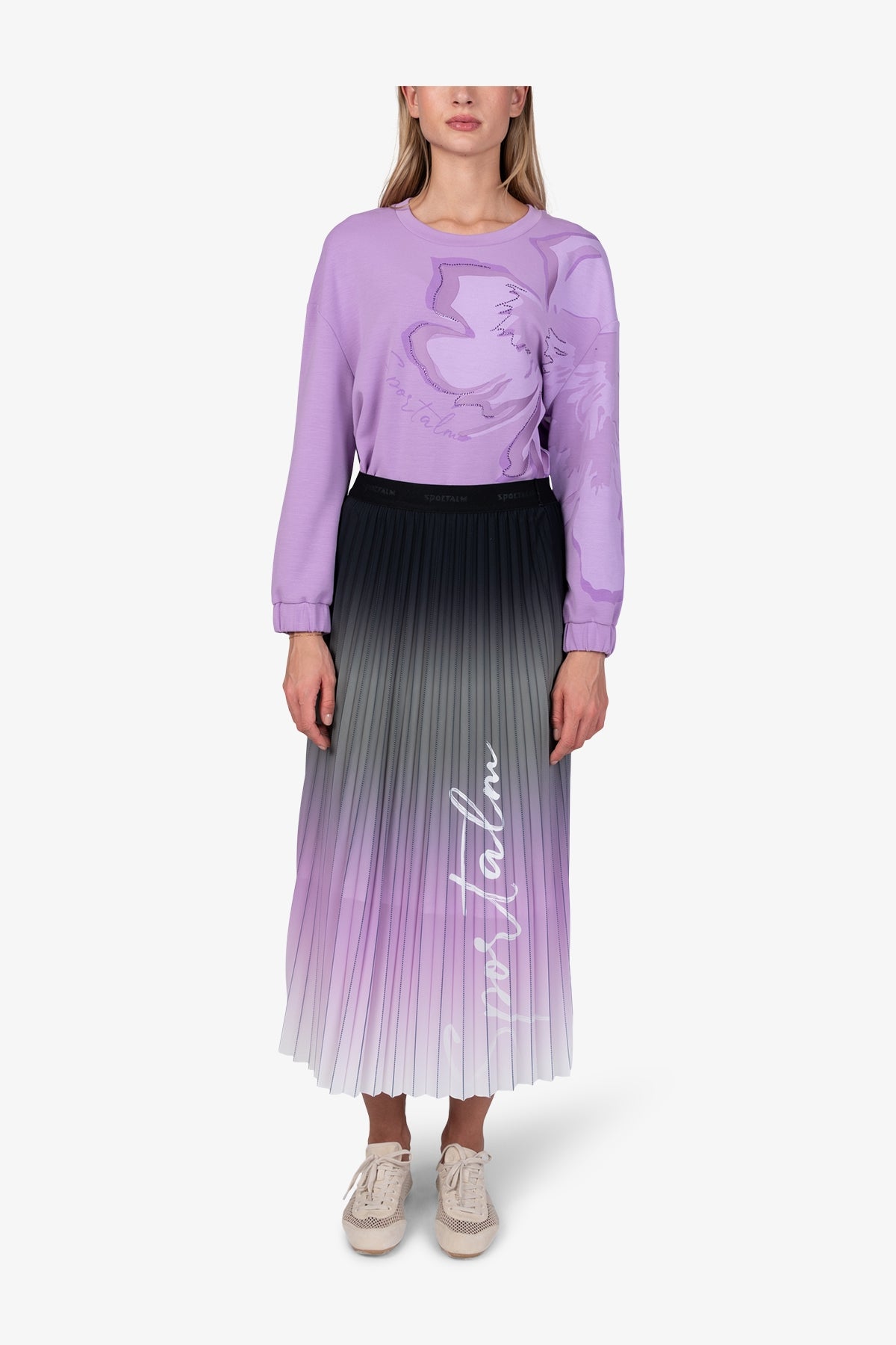 Skirt in Fine Pleated Fabric