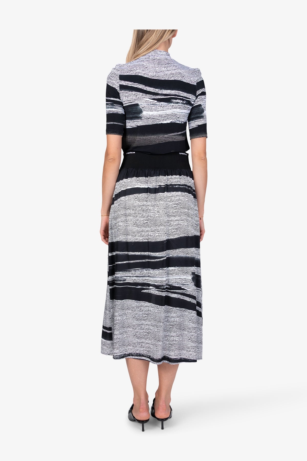 抽象印花半身裙