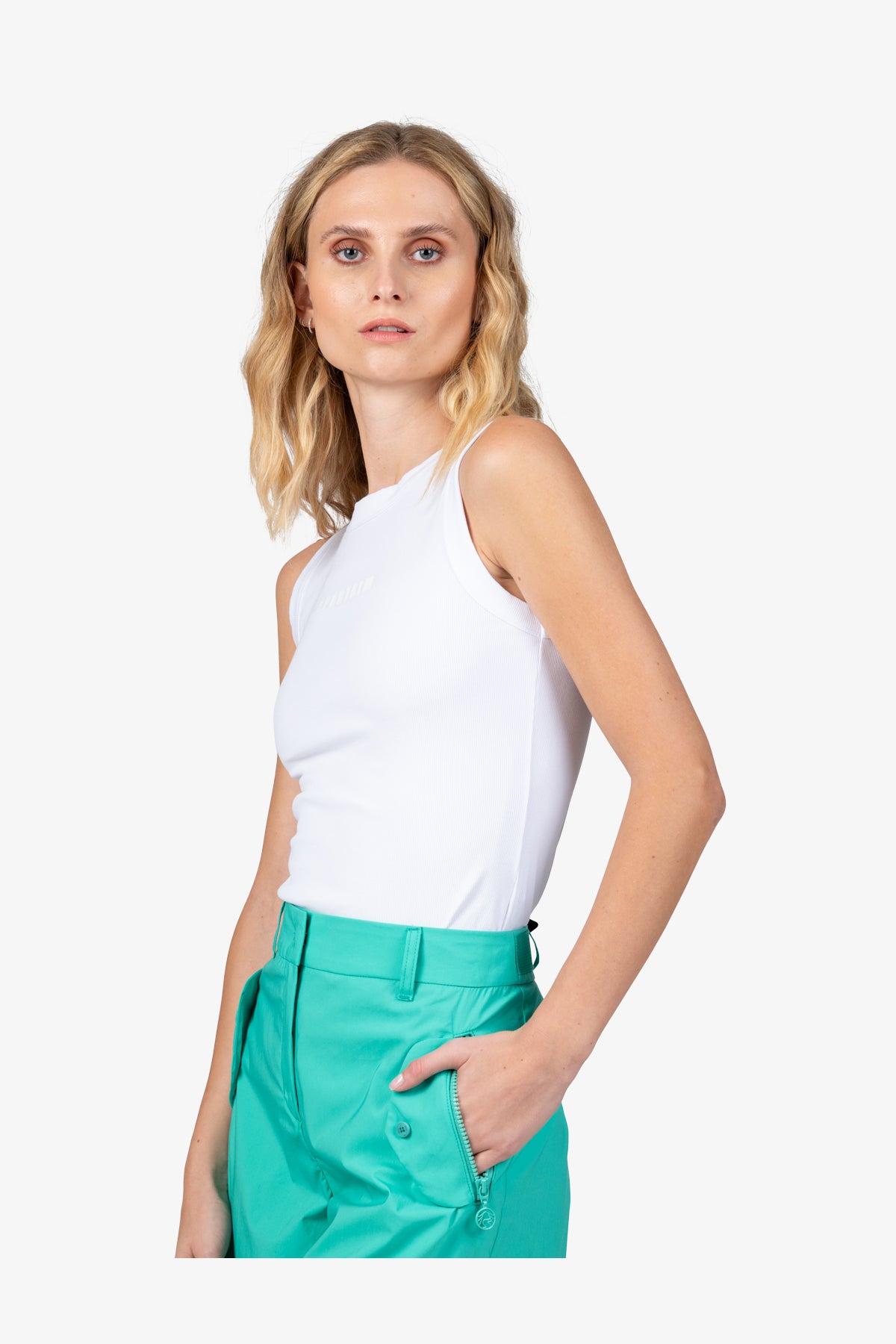 翻盖拉链口袋休闲短裤