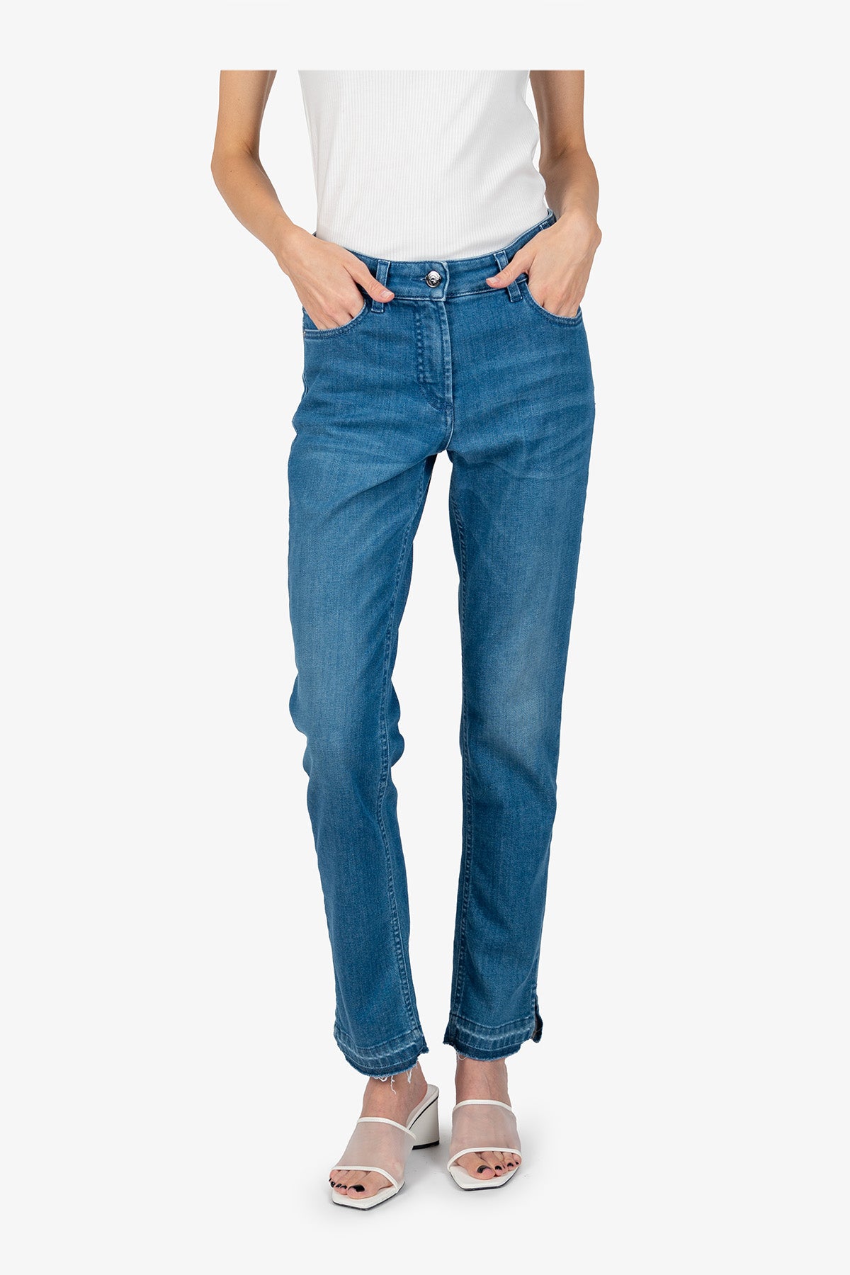 側開衩褲腳洗水牛仔褲