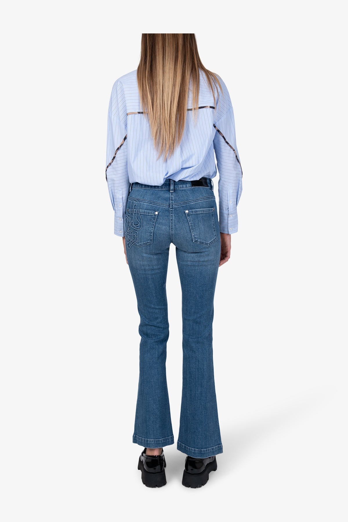 豹纹贴布绣洗水牛仔裤