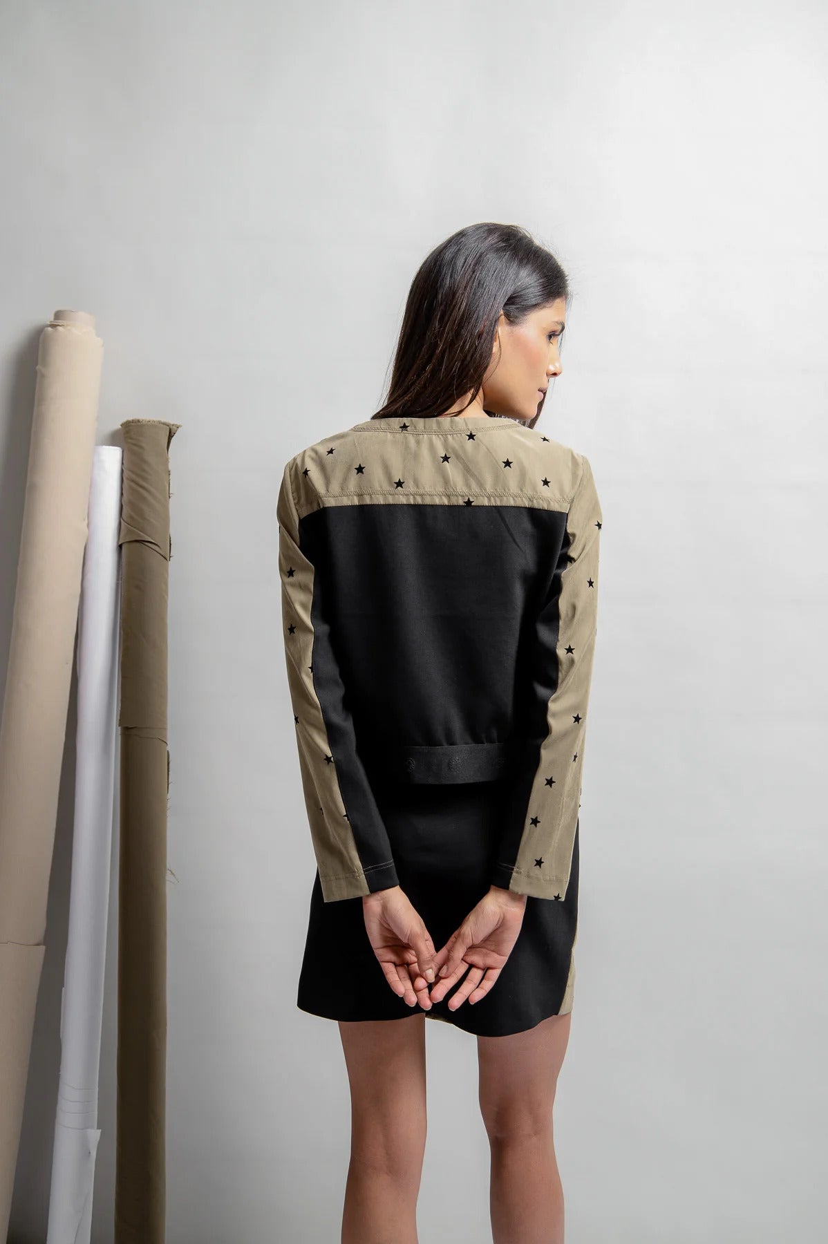 圆领植绒印花拼接夹克