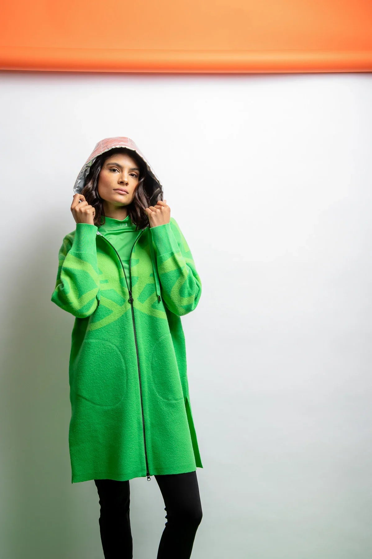 金屬風帽羊毛大衣