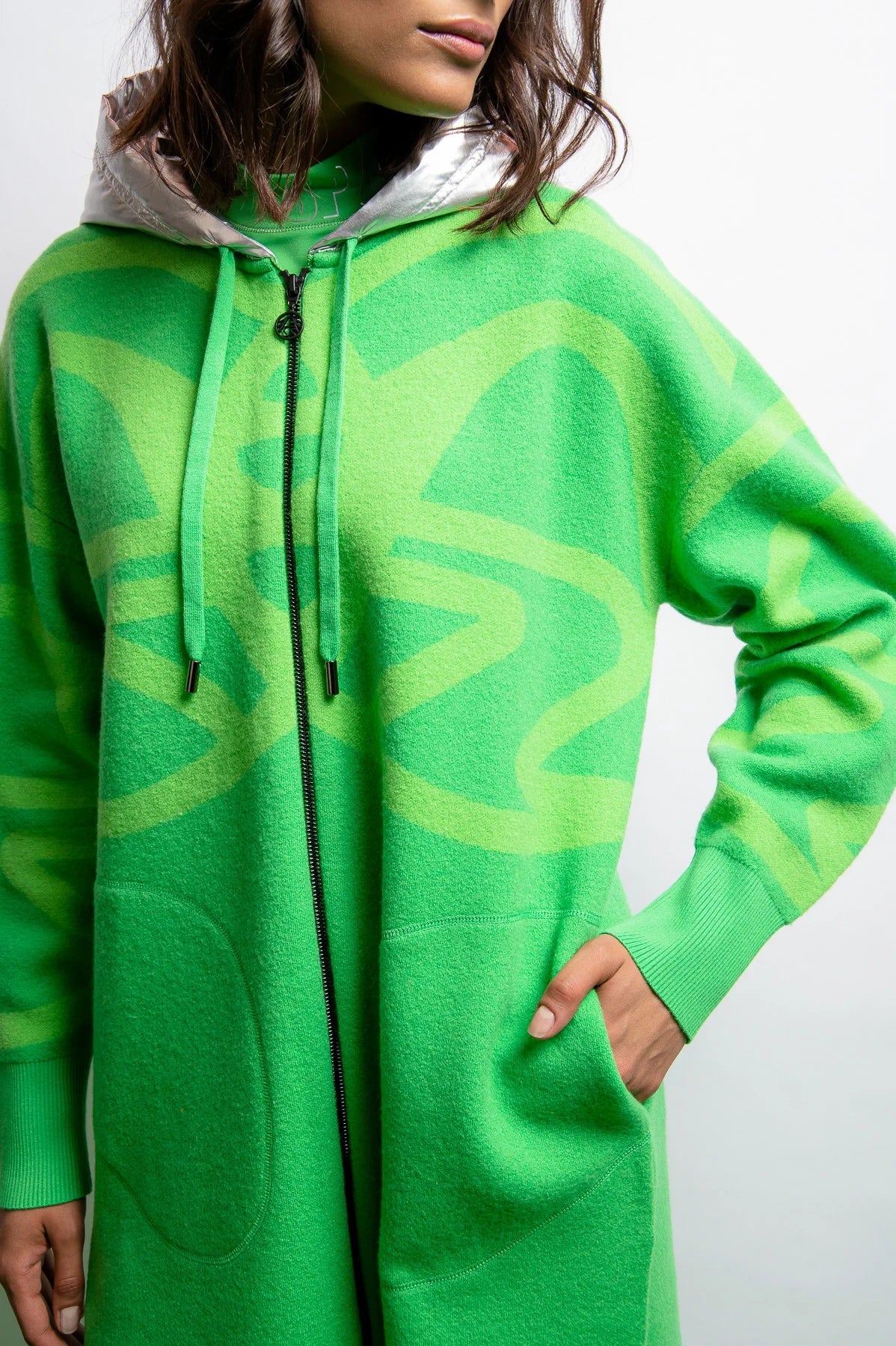 金屬風帽羊毛大衣