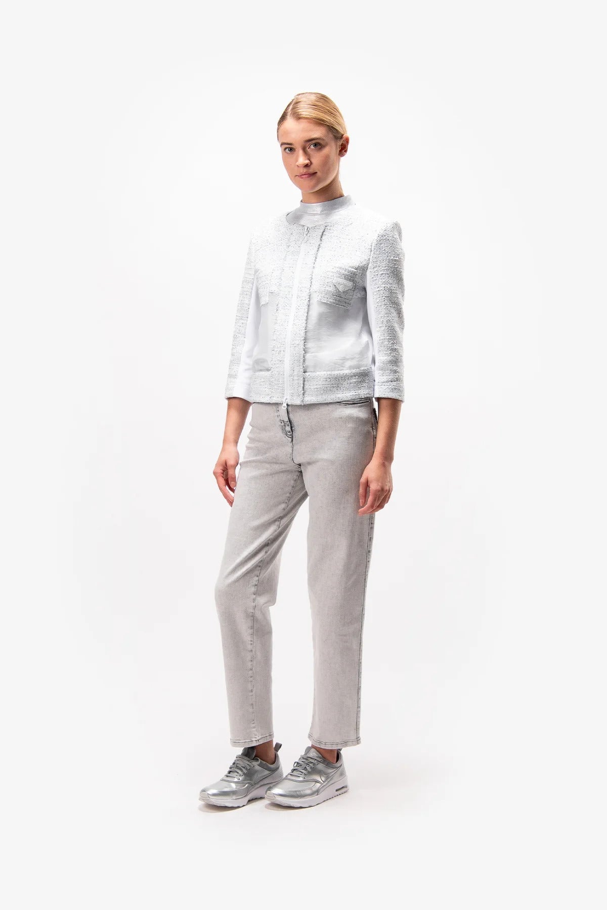 Fashionable Short Jacket in Chanel Style