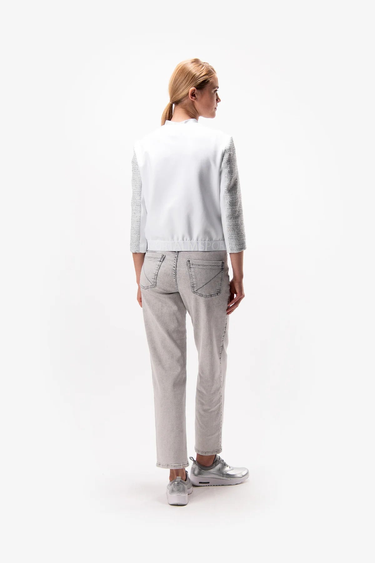 Fashionable Short Jacket in Chanel Style